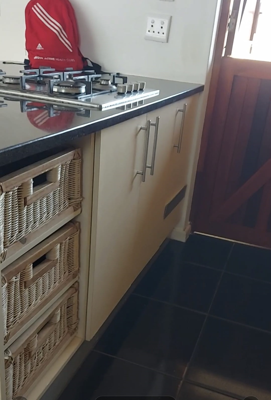 2 Bedroom Property for Sale in Kidds Beach Eastern Cape